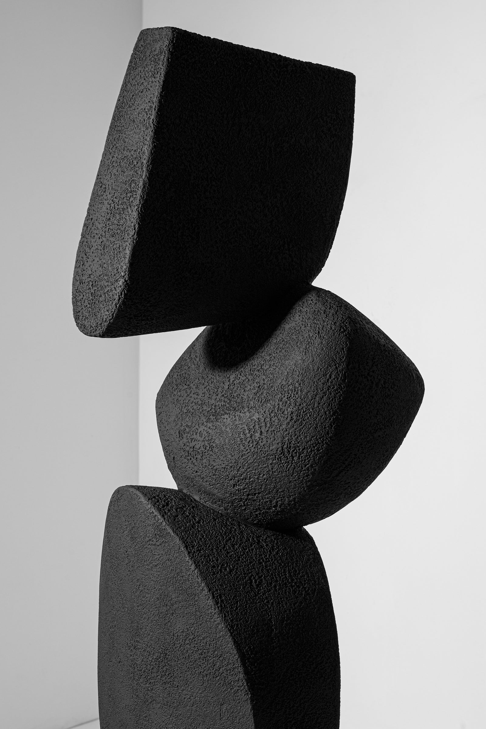 ONA sculpture textured finish