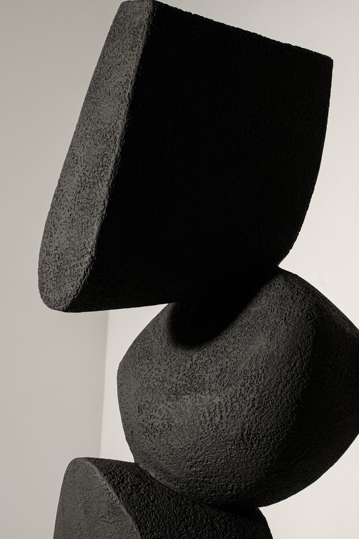 ONA sculpture textured finish