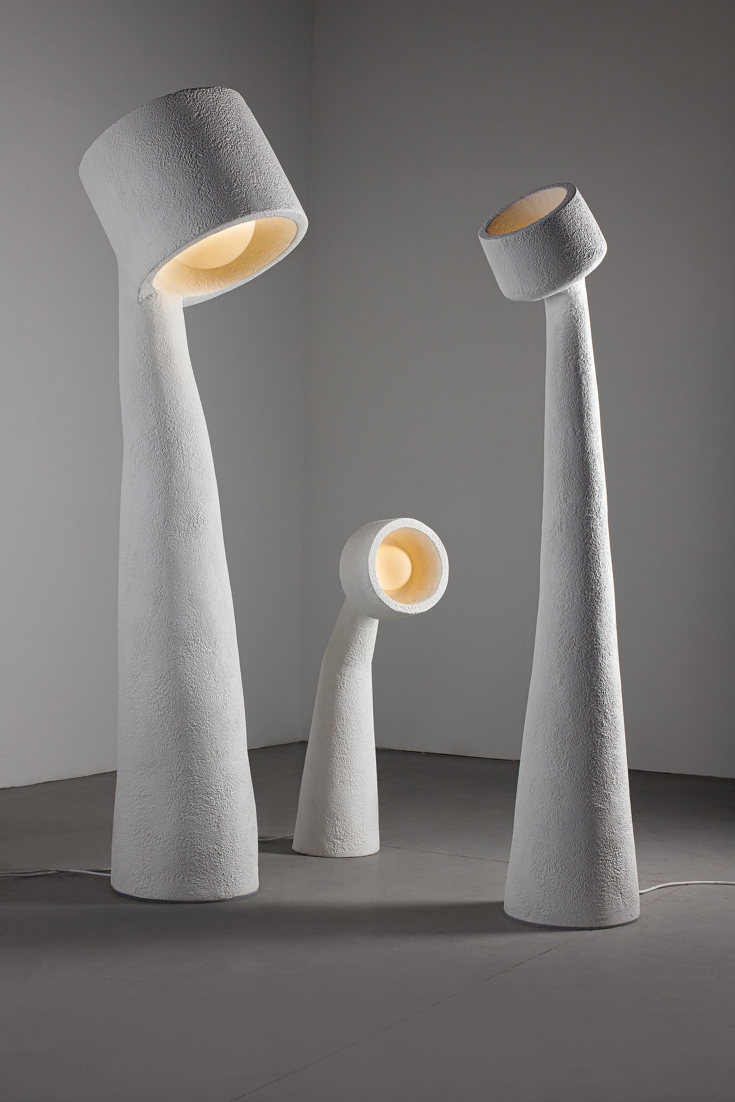 Lampadar LUXO finisaj texturat