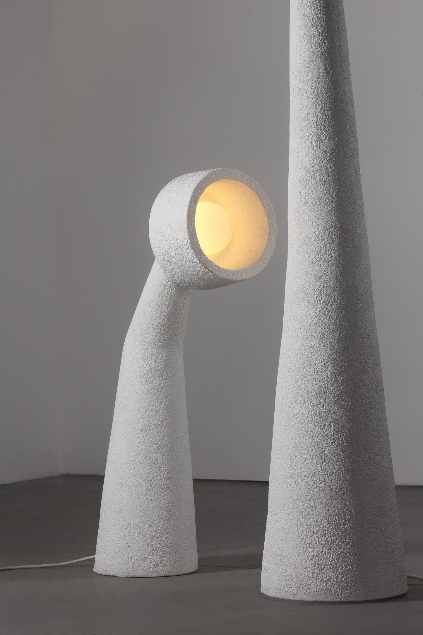 Lampadar LUXO finisaj texturat