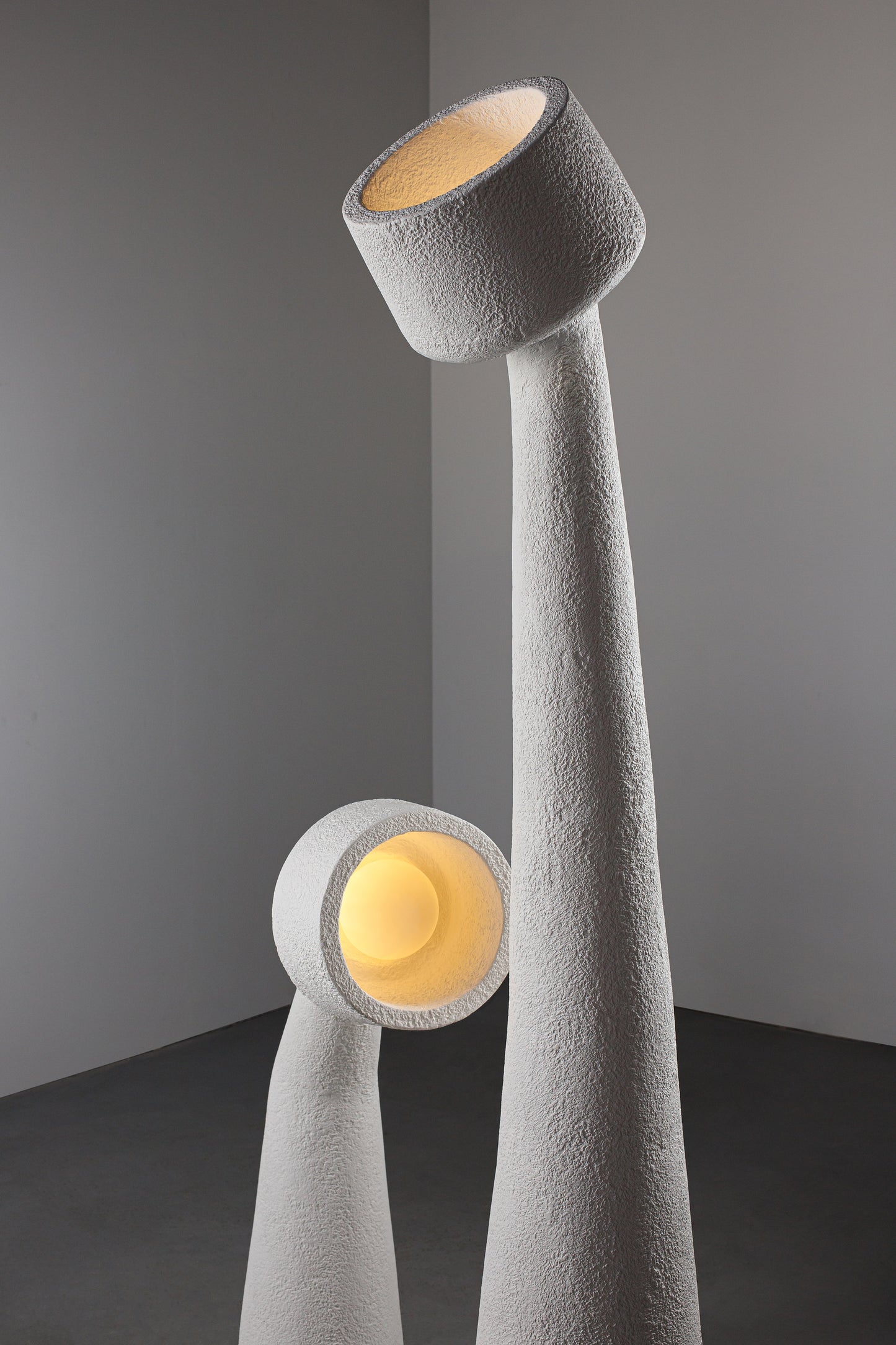 Lampadar LUXO finisaj texturat