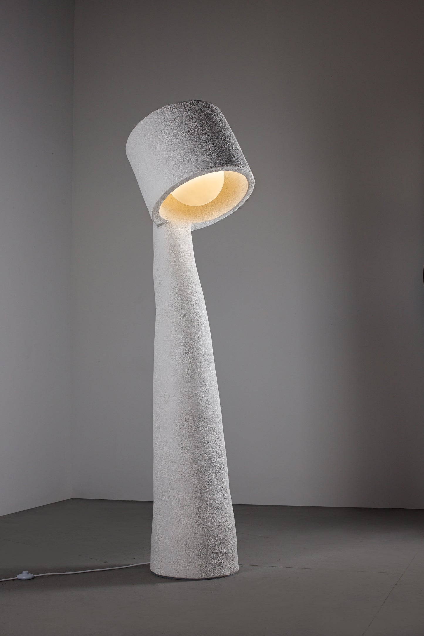 Lampadar LUXO finisaj texturat
