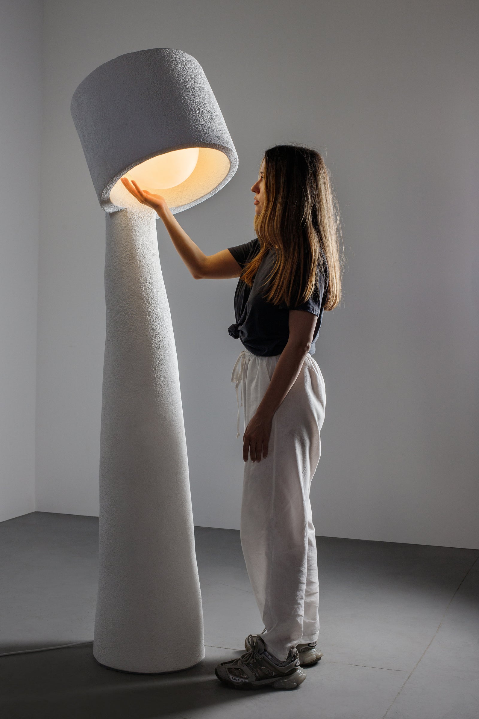 Lampadar LUXO finisaj texturat