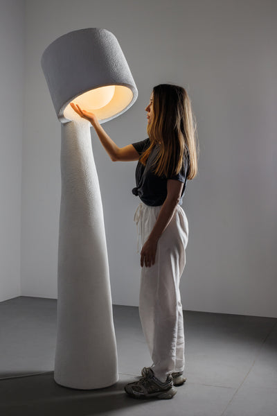 Lampadar LUXO finisaj texturat