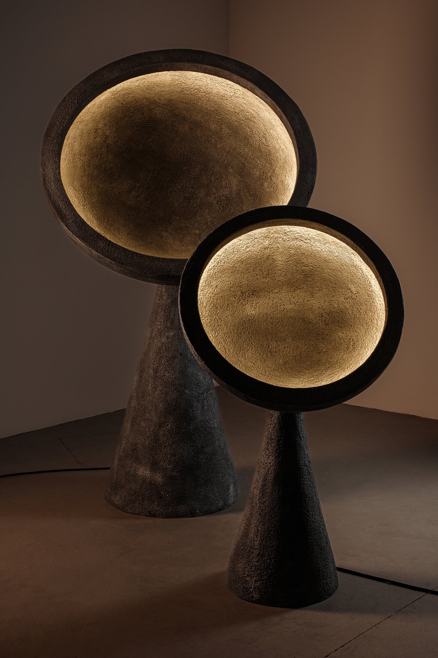 Lampadar FULL MOON finisaj texturat