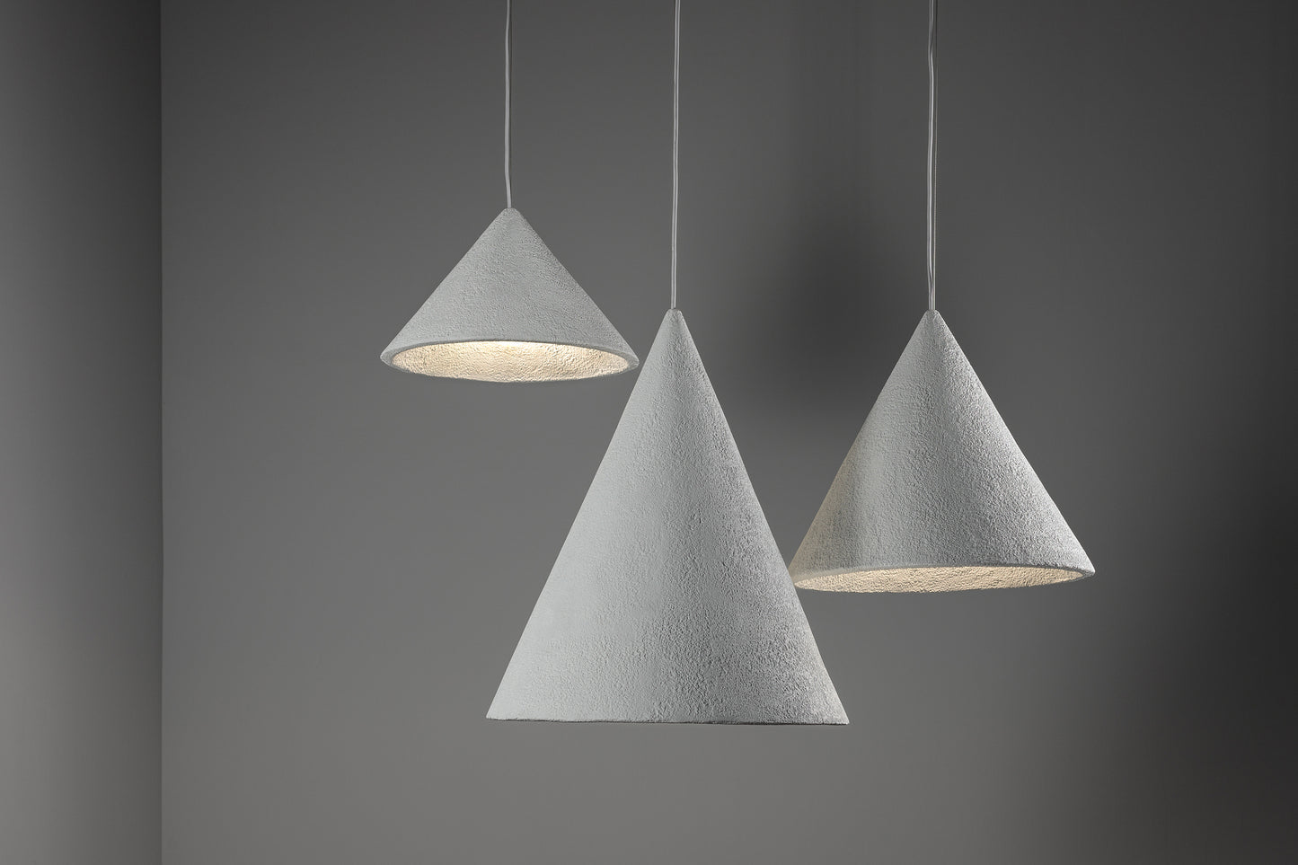 PEAK pendant lamp textured finish