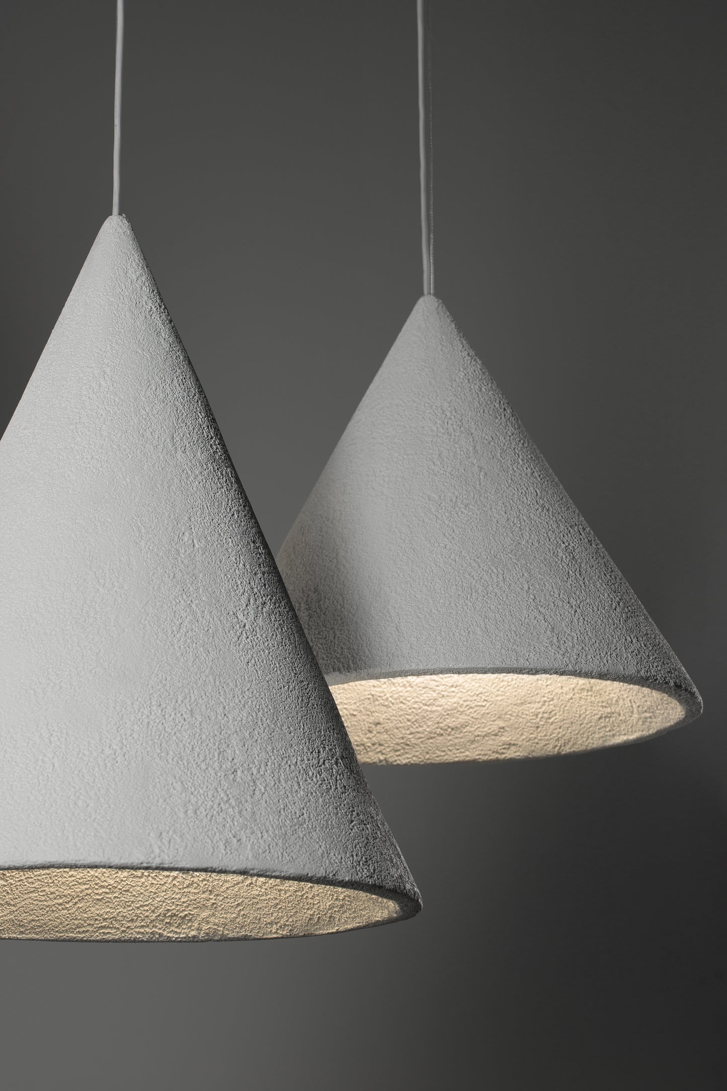 PEAK pendant lamp textured finish