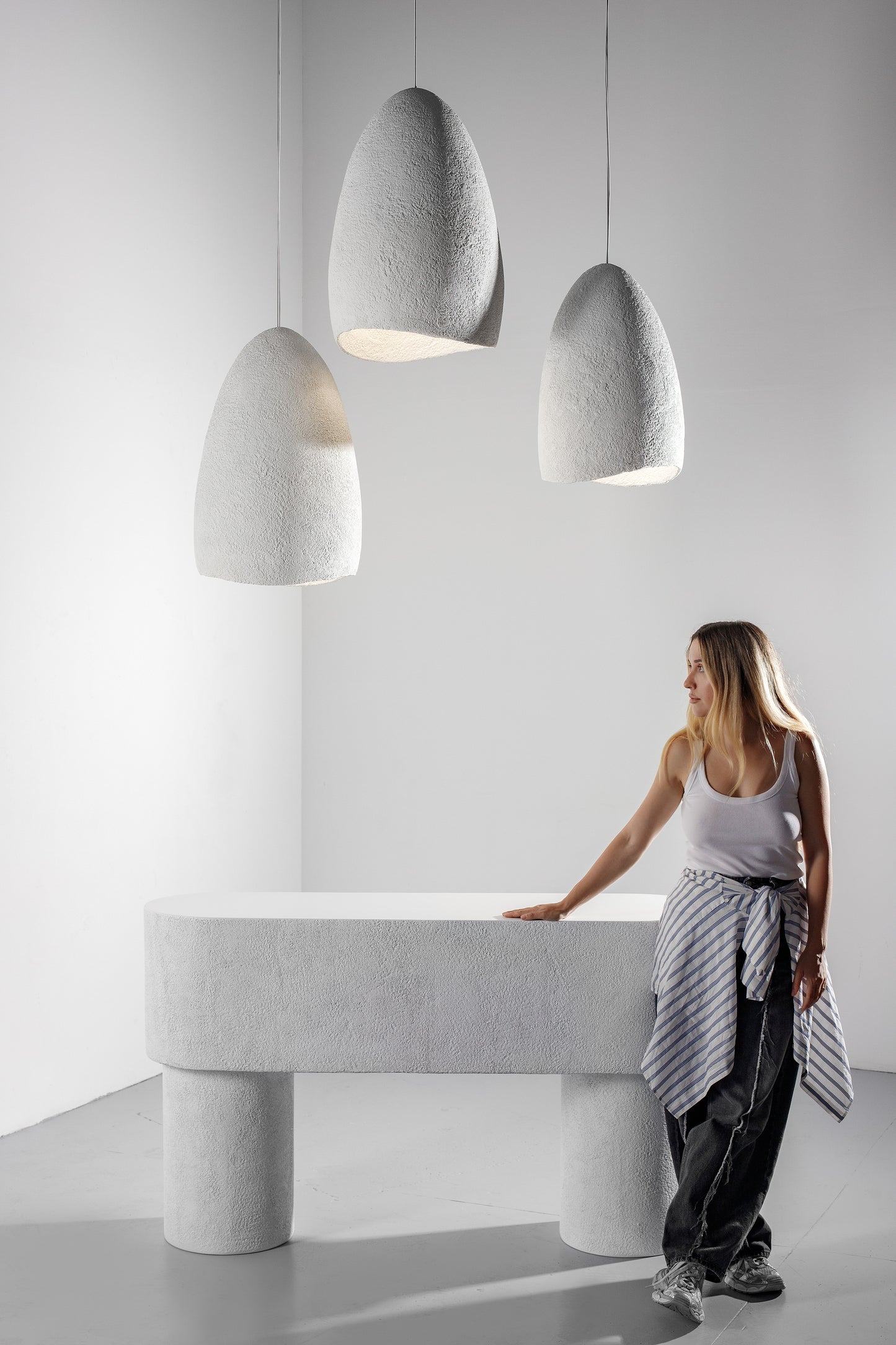 COCOON suspended lamp textured finish