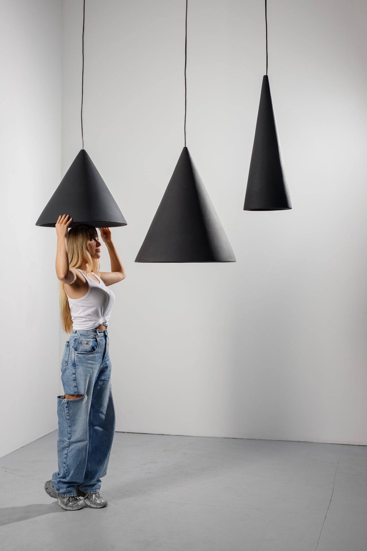 Lampa suspendată PEAK finisaj fin
