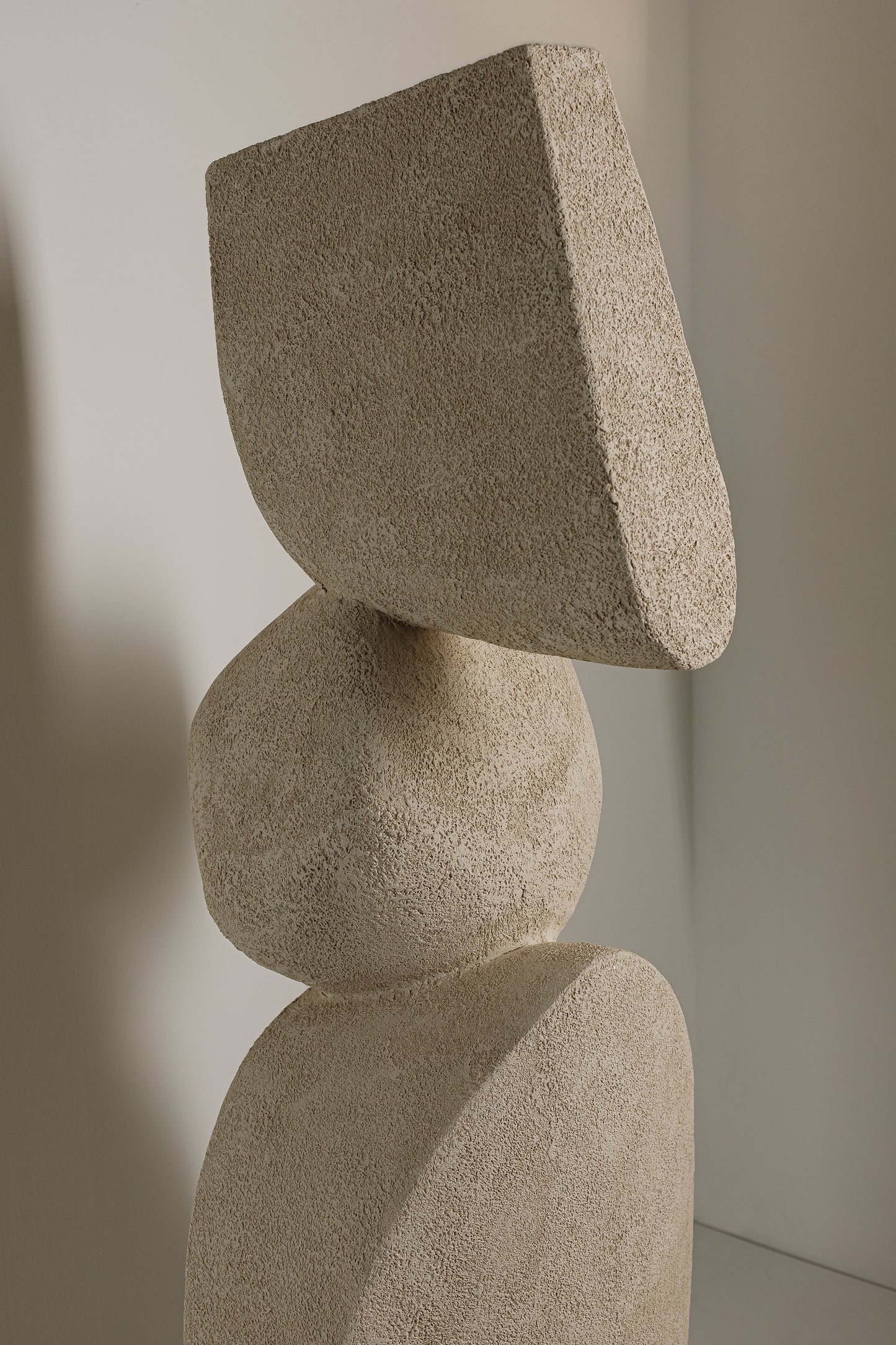 ONA sculpture textured finish