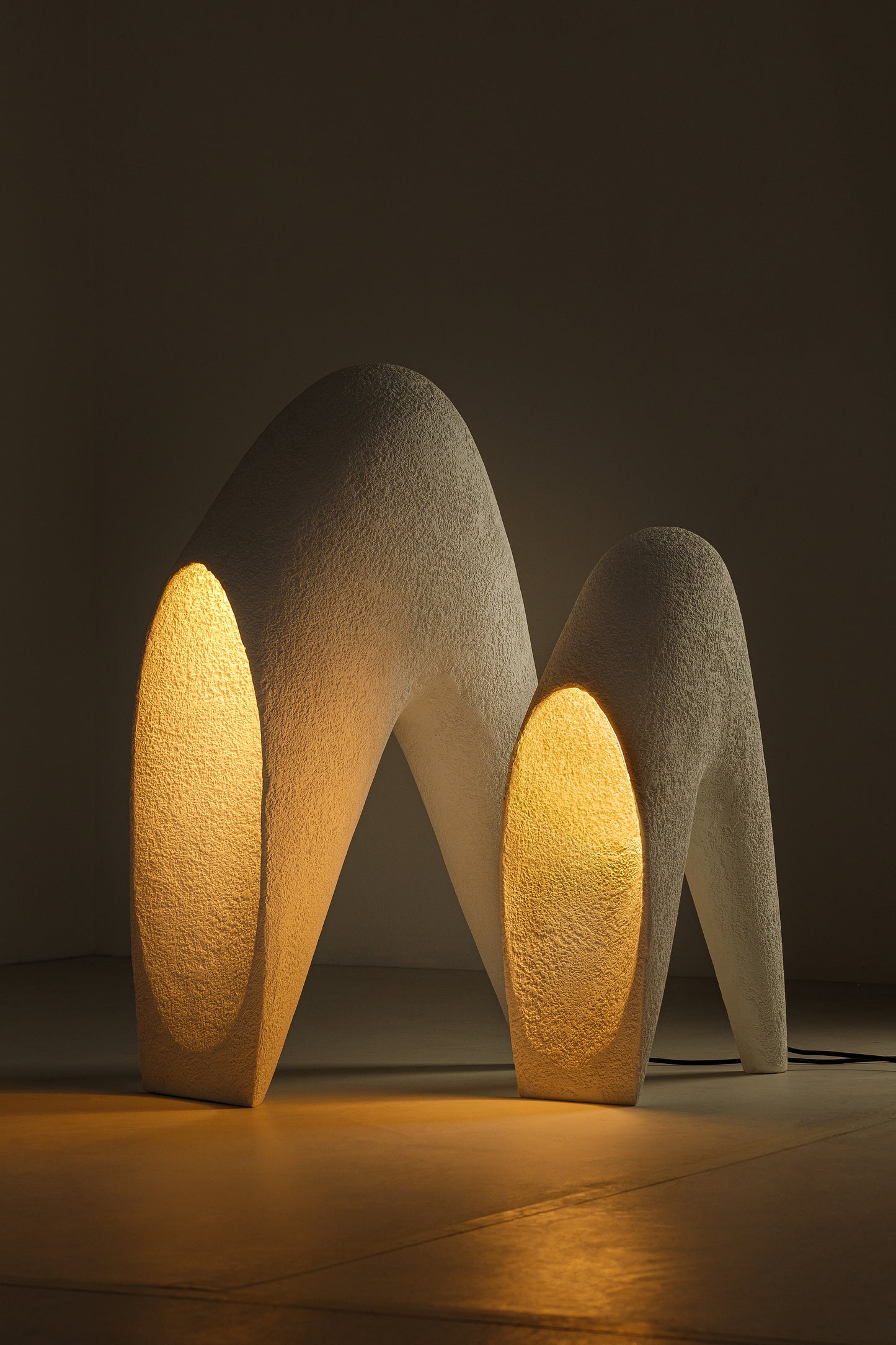 Lampadar ARCH finisaj texturat